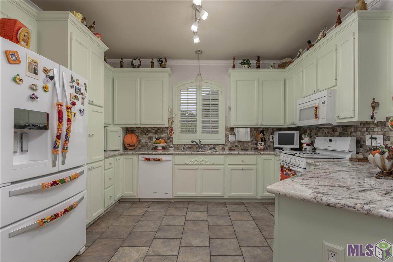 3932 Woodland Hill Ct - Photo 1 3932 Woodland Hill Ct - Photo 1