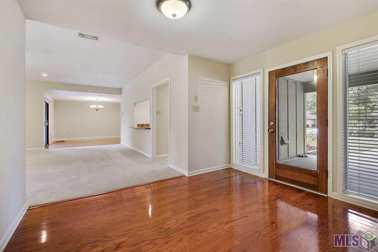 12037 Oak Haven Ave - Photo 1 12037 Oak Haven Ave - Photo 1