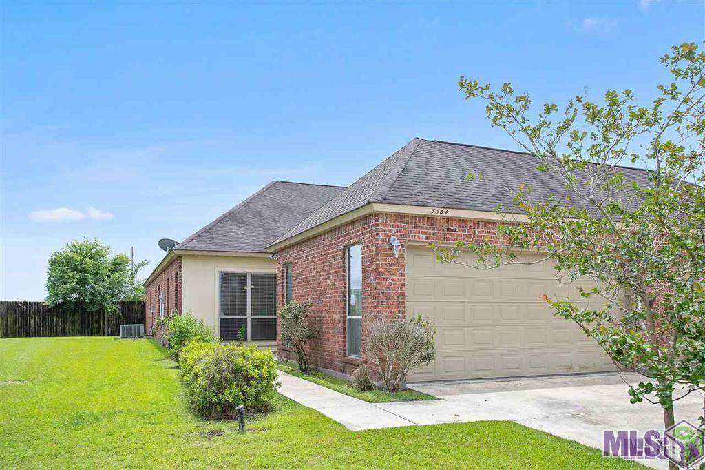 5364 Courtyard Dr - Photo 1