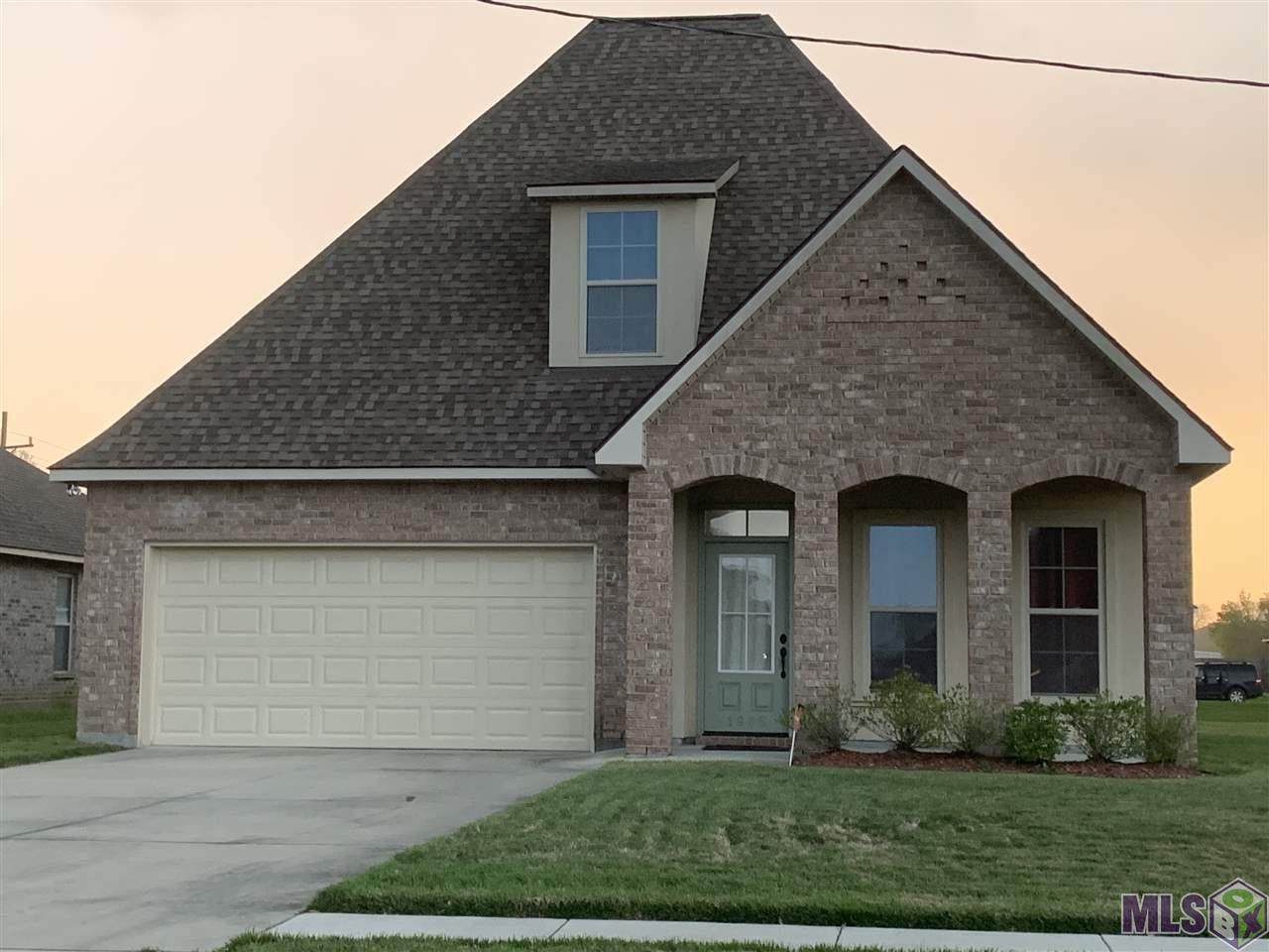 1805 Darla Ave - Photo 1