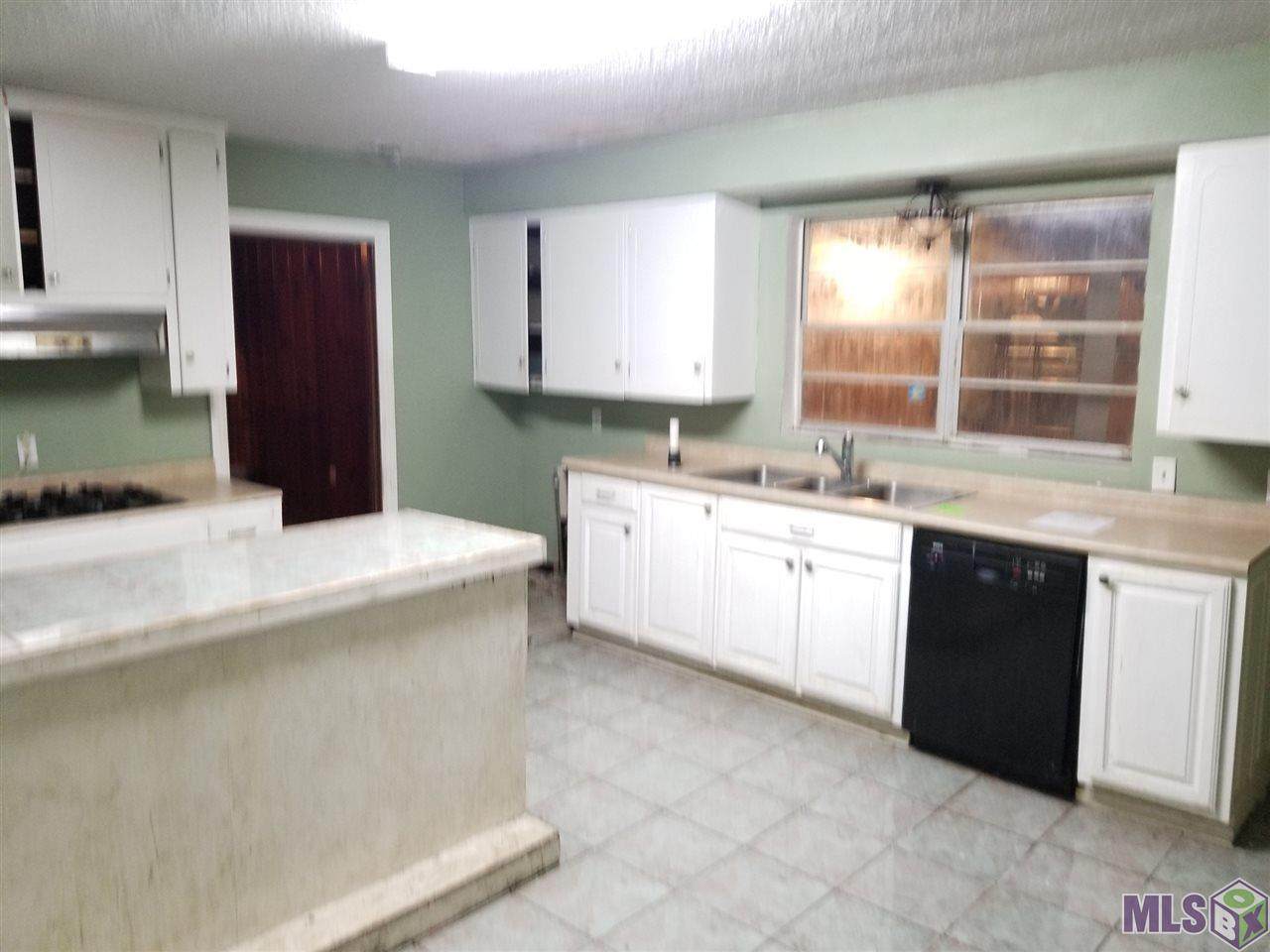 2874 Eaton St - Photo 1