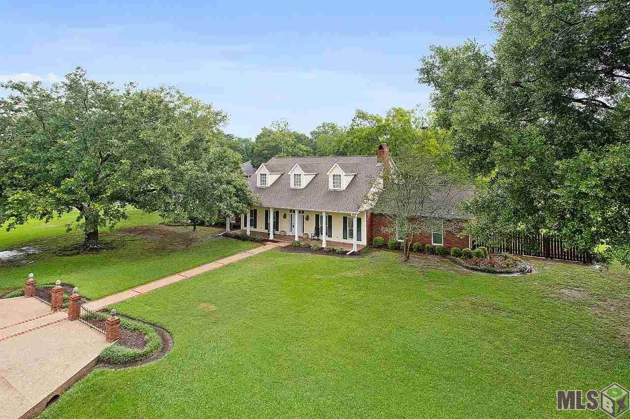 1712 Belle Helene St - Photo 1