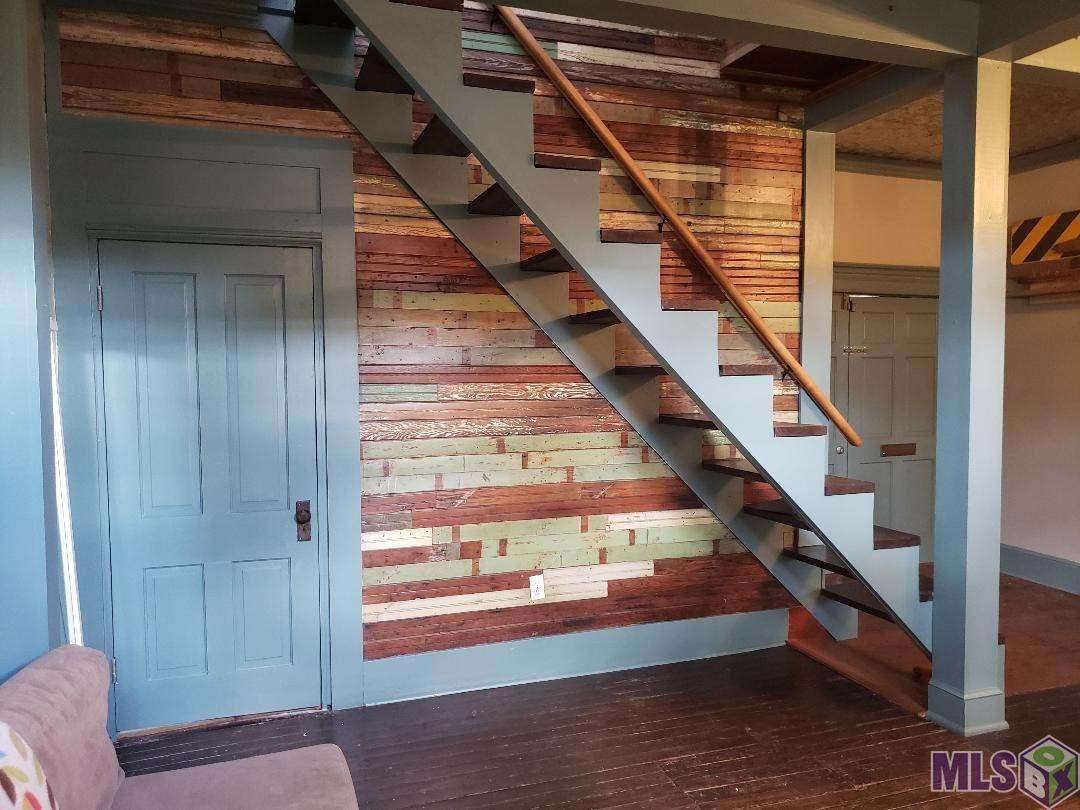1713 Florida St - Photo 1