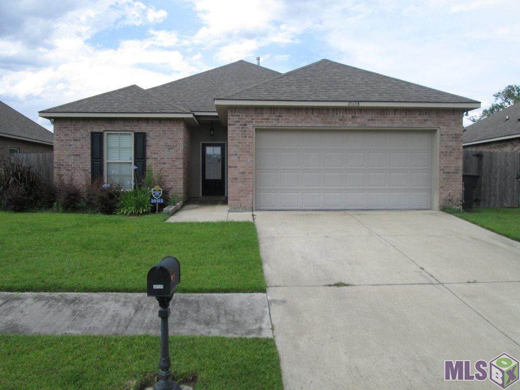 20123 Sanibel Ave - Photo 1