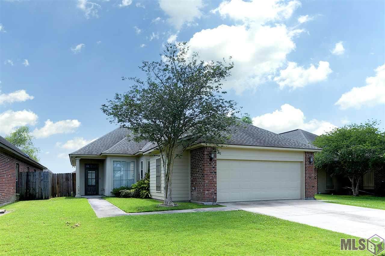 9052 Winding Lake Ave - Photo 1