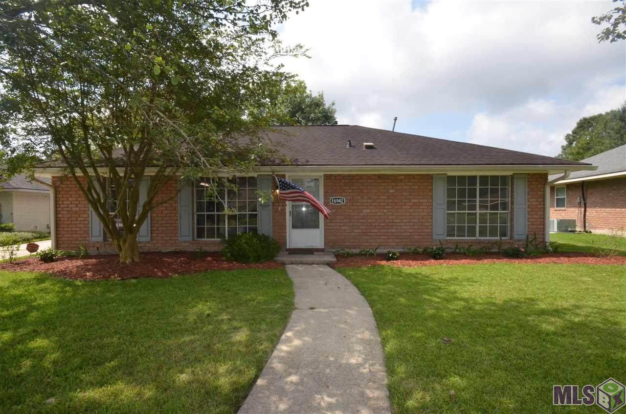 16942 Dahlgren Ave - Photo 1