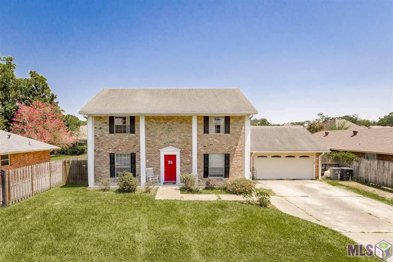 10027 Hillyard Ave - Photo 1