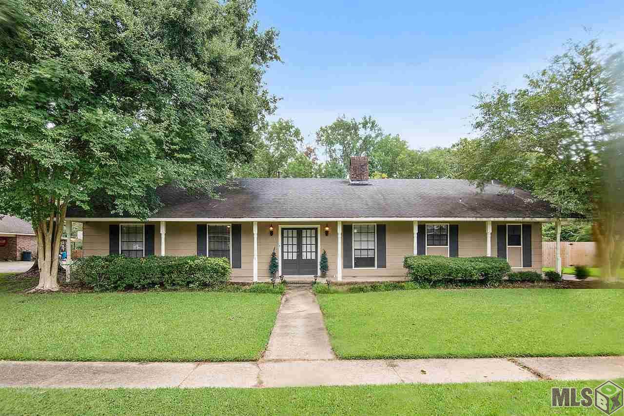 5724 Fairway Dr - Photo 1