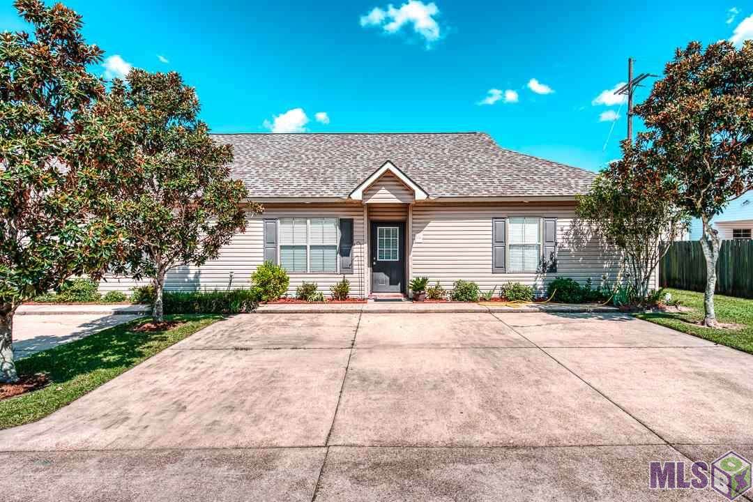 804 Pine - Photo 1