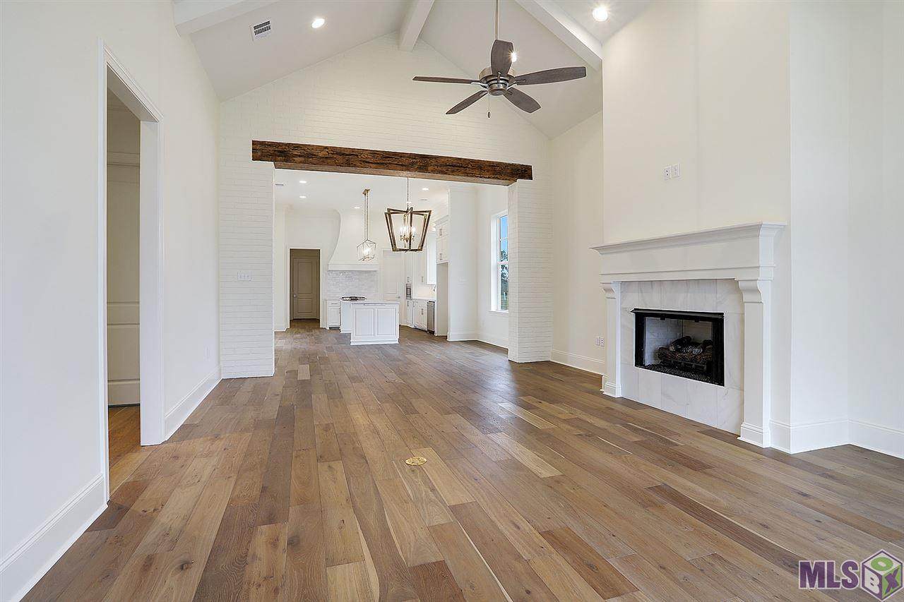4921 Pembrooke Ave - Photo 1
