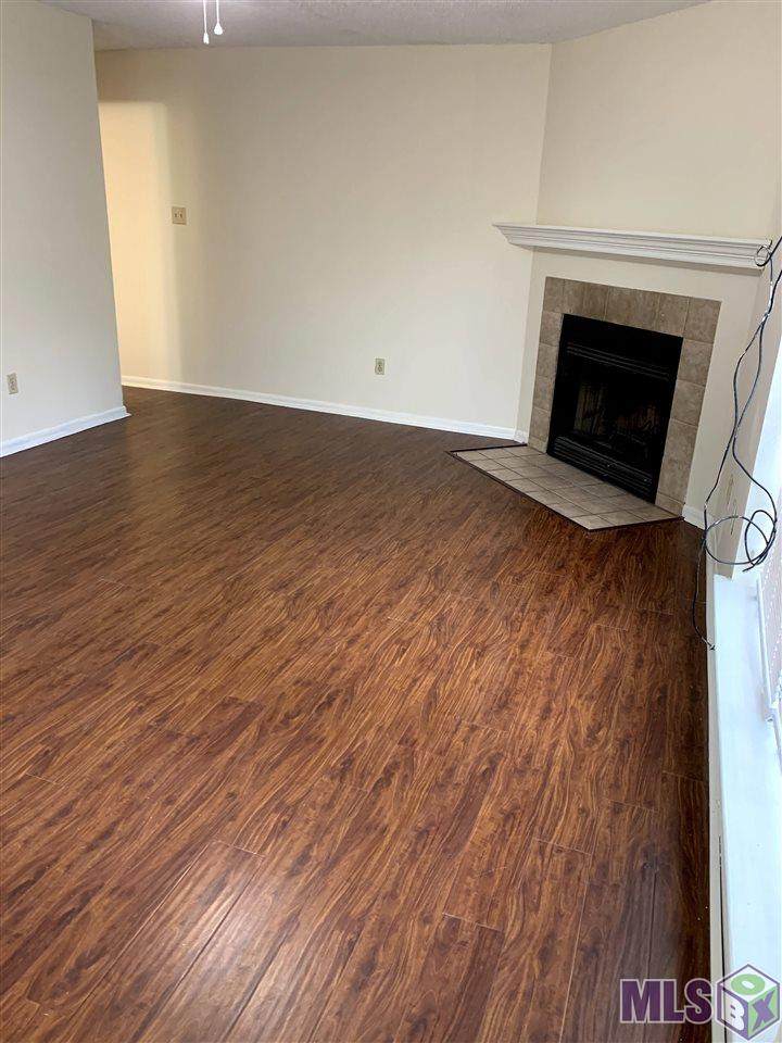 202 Antrim Dr - Photo 1