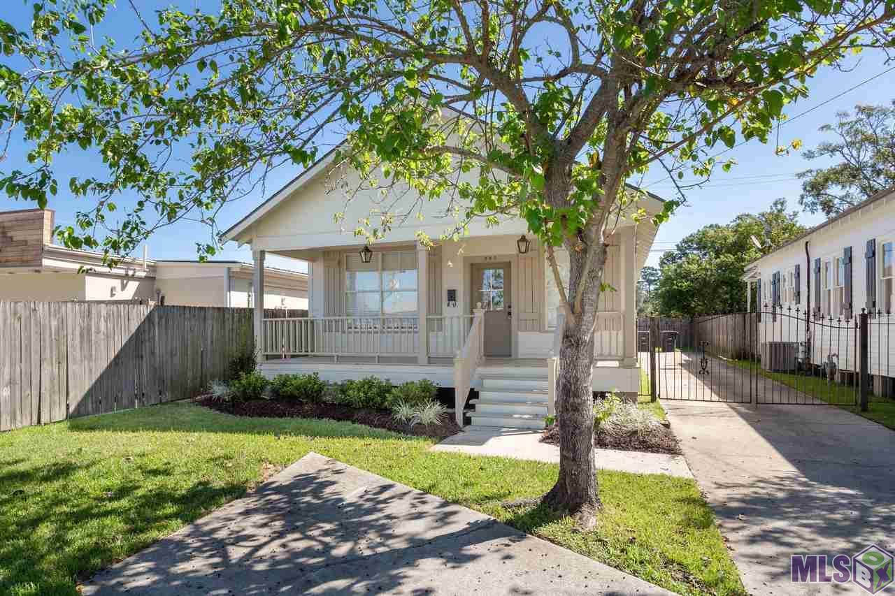 555 Caddo St - Photo 1