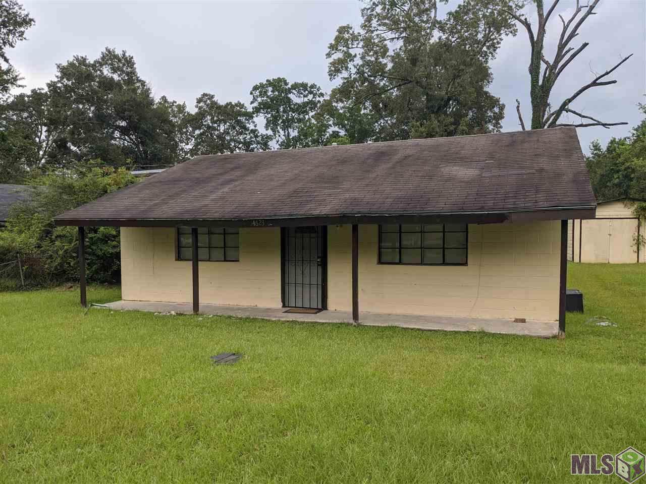 4623 Clark - Photo 1