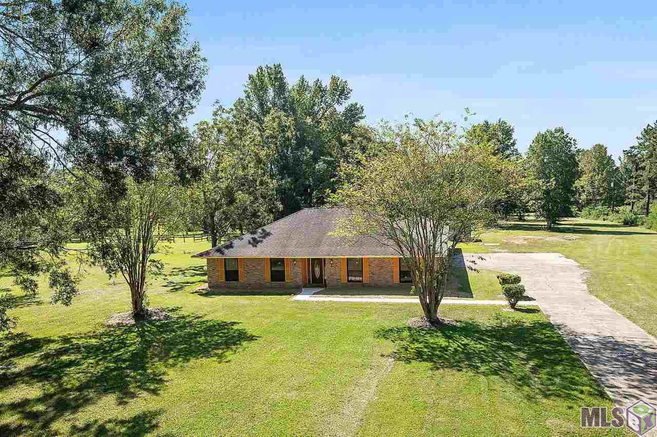 2830 Country Plaza Ave - Photo 1