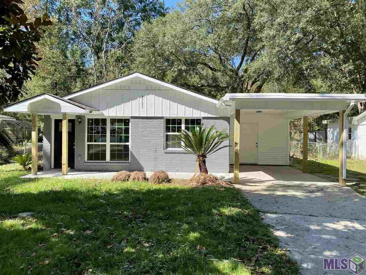 30657 Anderson Dr - Photo 1