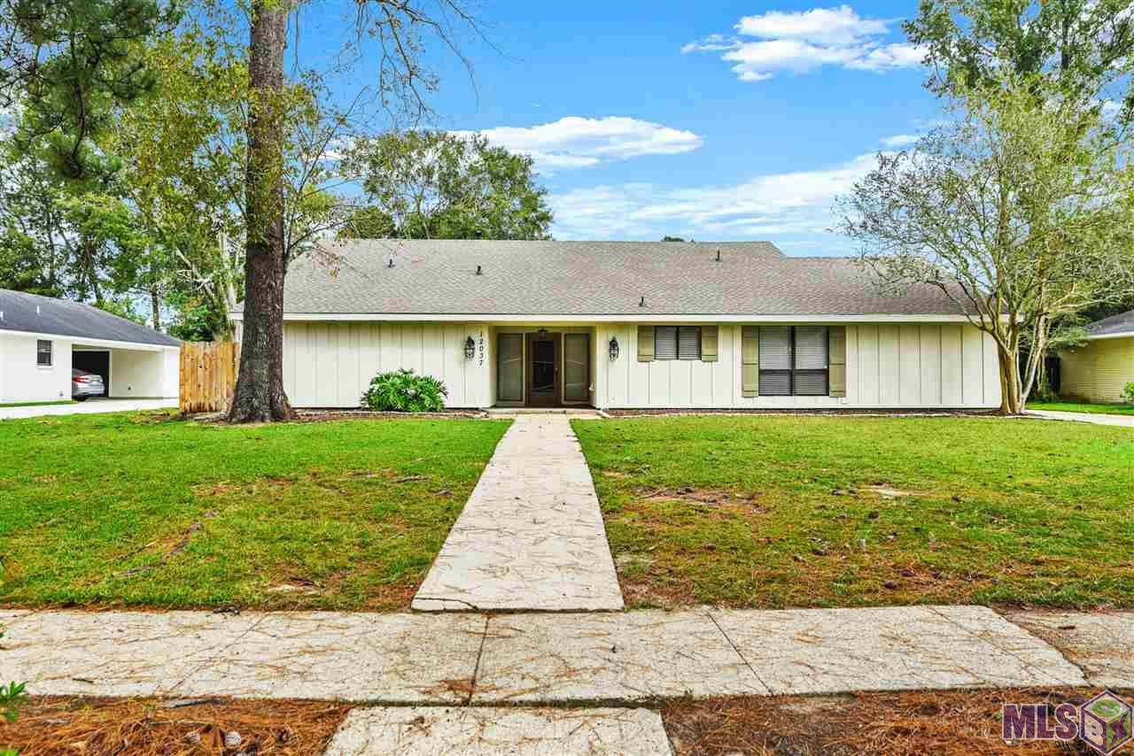 12037 Oak Haven Ave - Photo 1