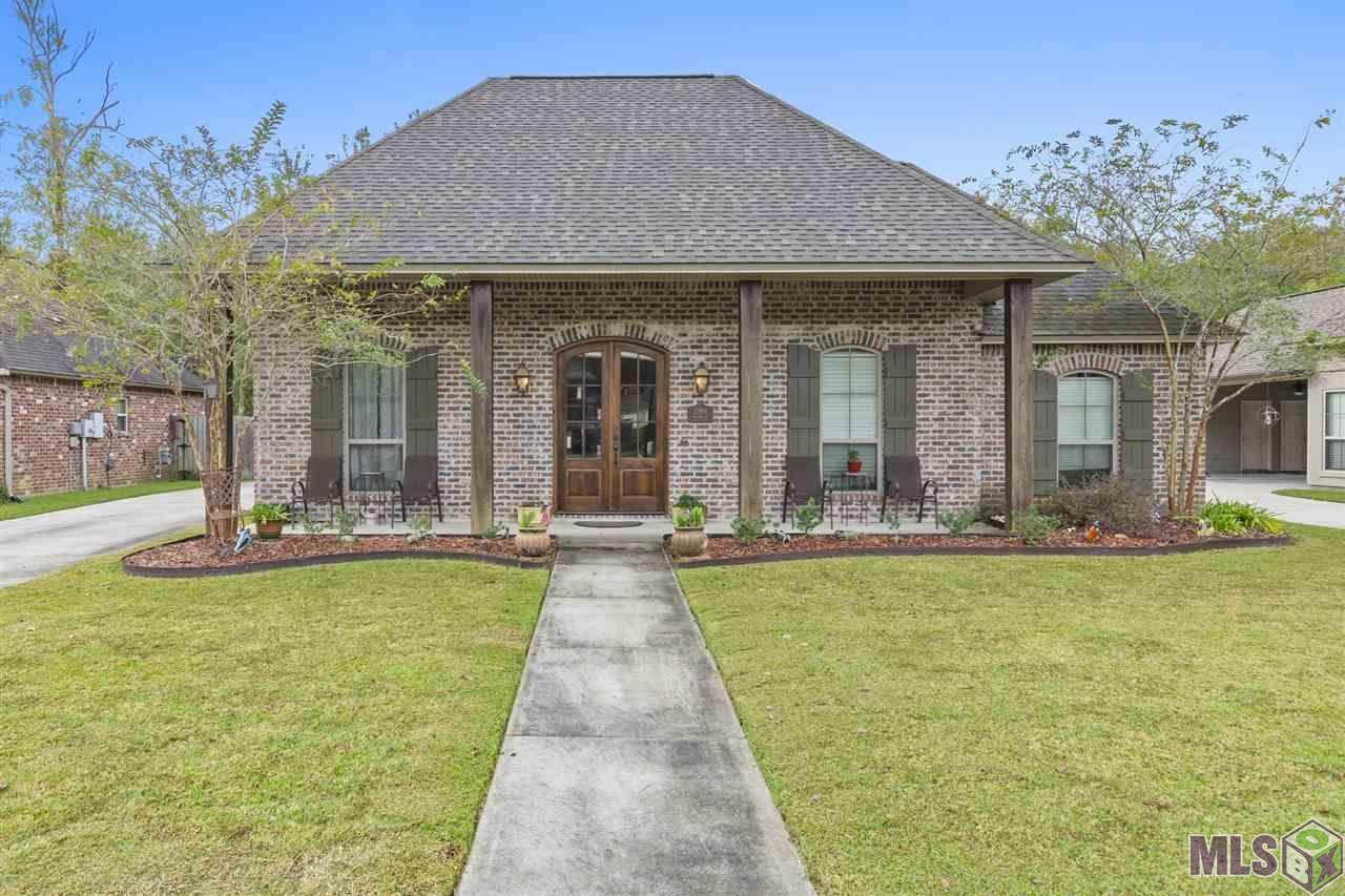 17094 Bradford Ave - Photo 1