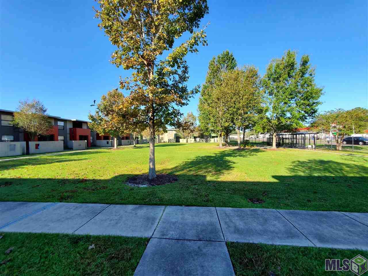 1855 Brightside Dr - Photo 1