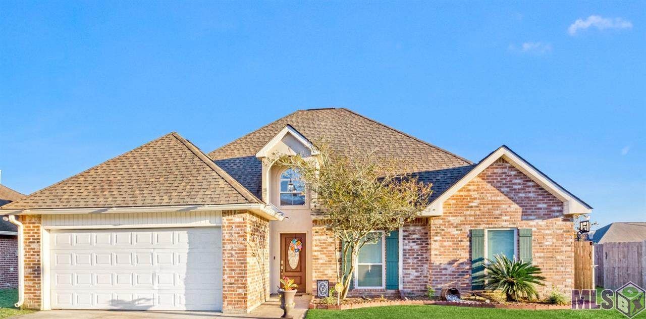 26520 Parkwood Dr - Photo 1