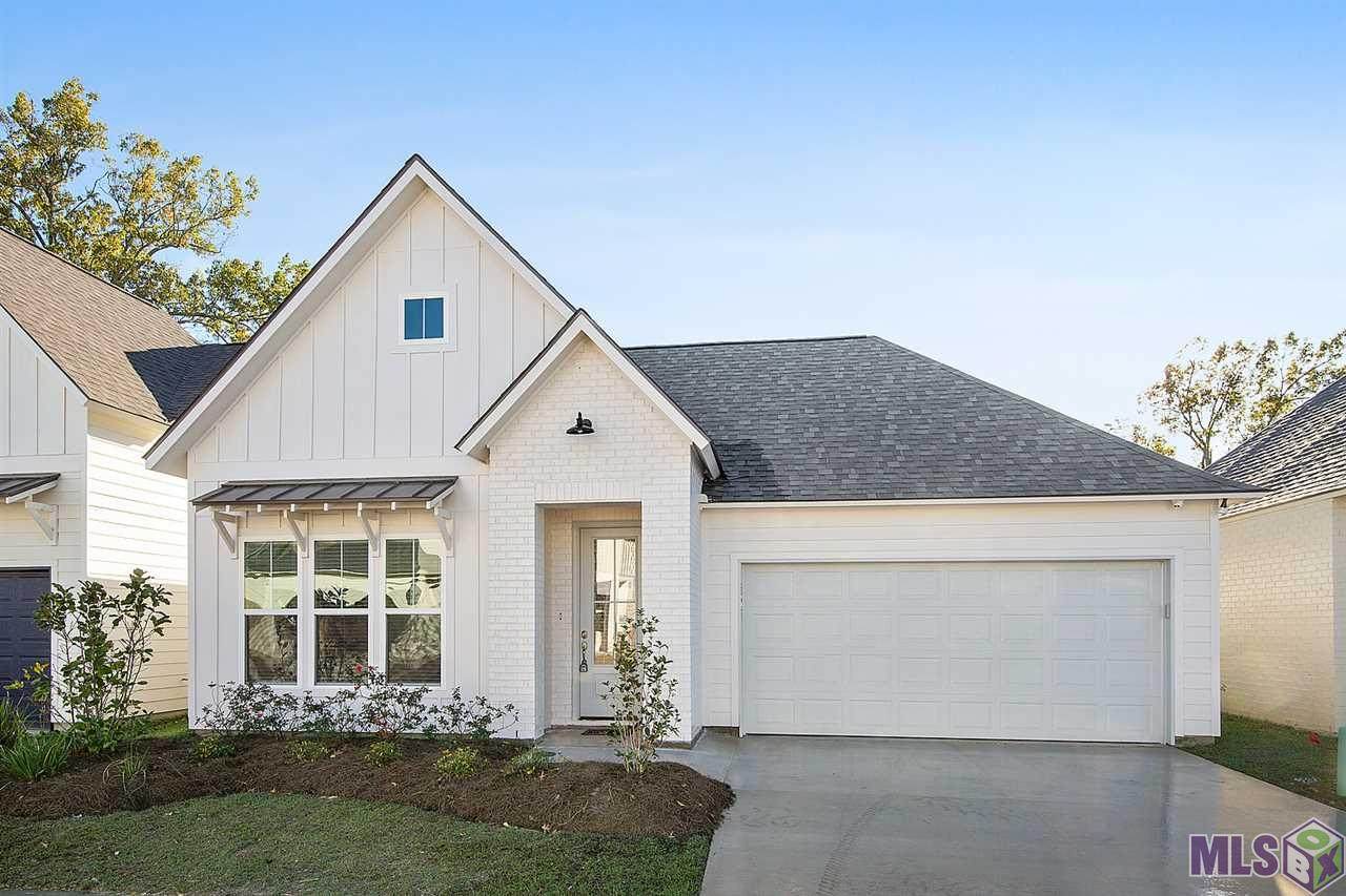 9054 Southlawn Dr - Photo 1