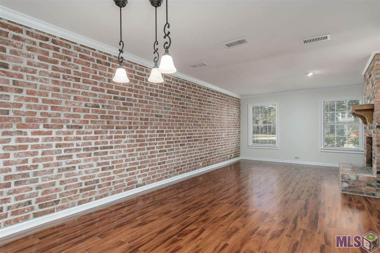9007 Highland Rd - Photo 1