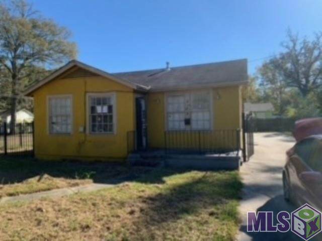 4788 Wyandotte - Photo 1