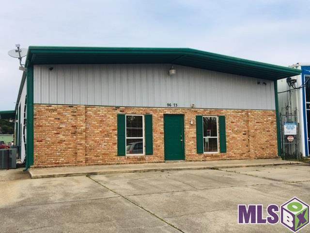 9152 Mammoth Ave - Photo 1