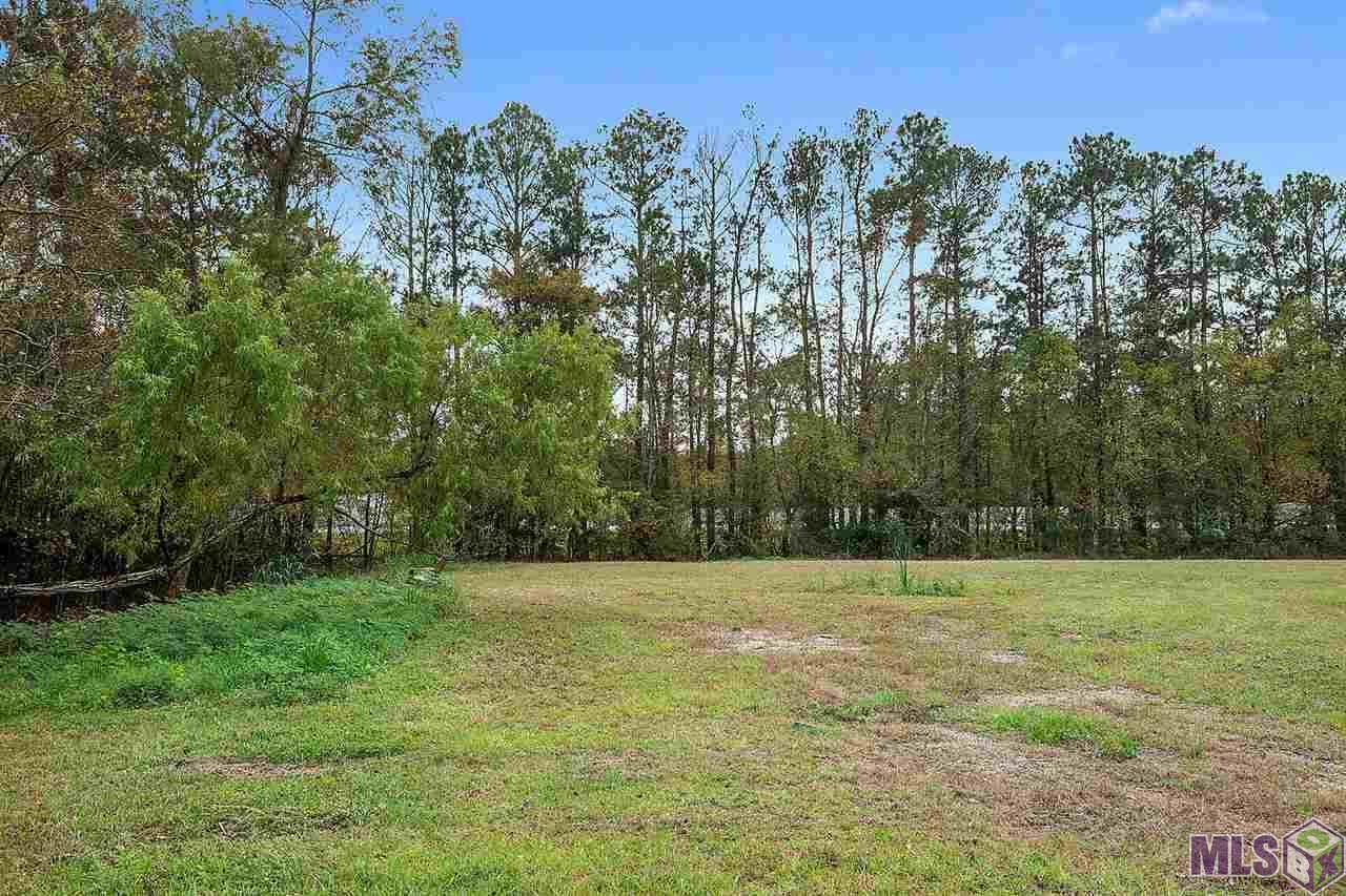 12582 Lakeshore Dr - Photo 1