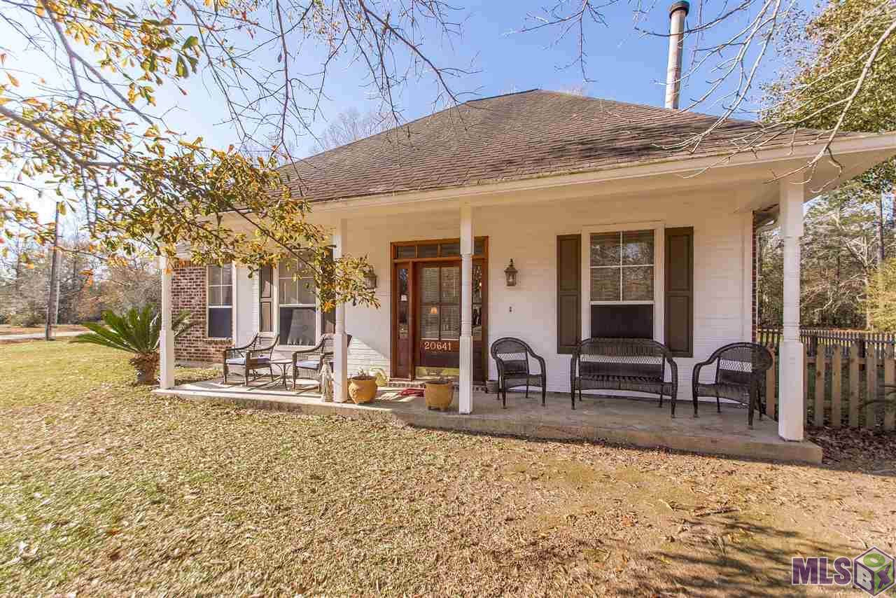 20641 Riverside Rd - Photo 1