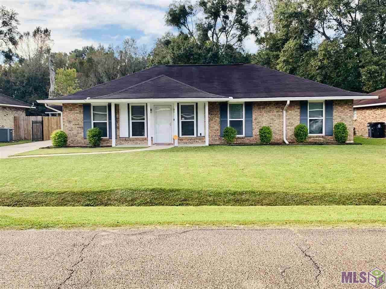 15606 Treasurer Ave - Photo 1