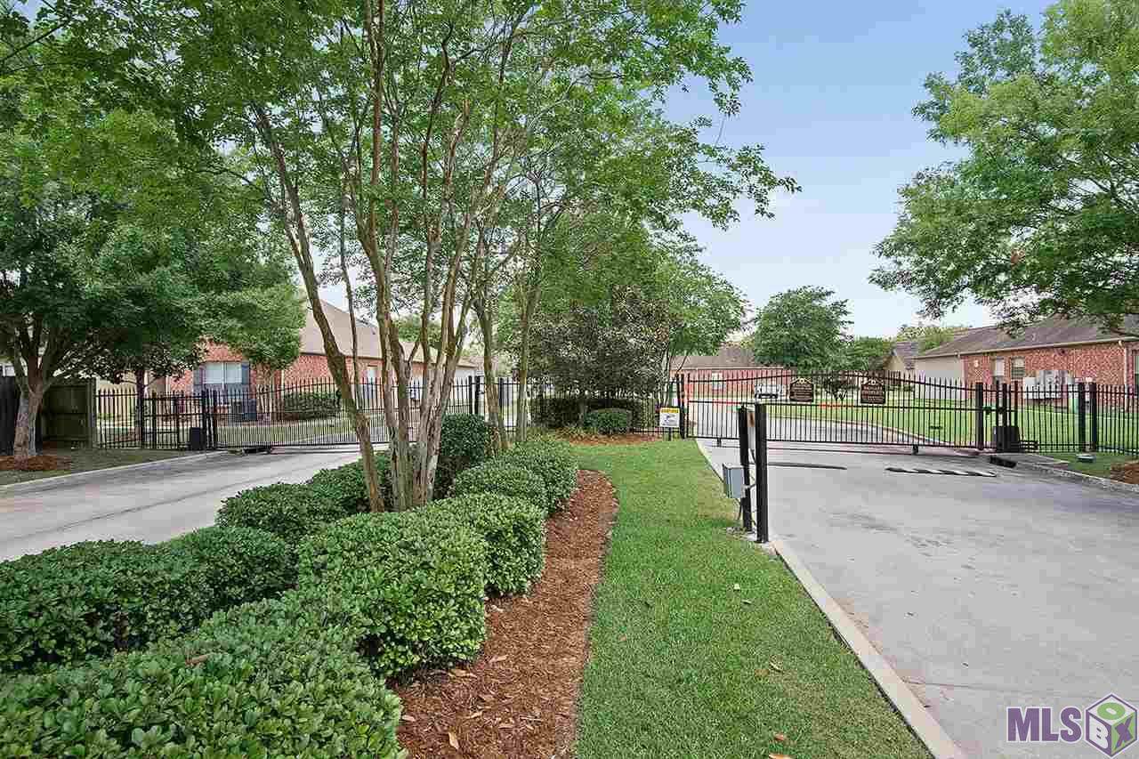 809 Summer Breeze Dr - Photo 1