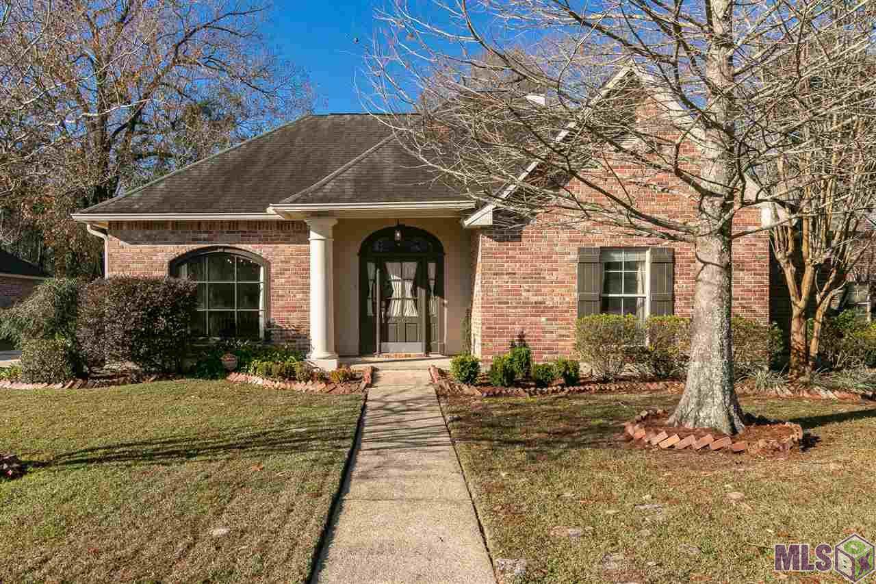 9562 Vouvray Dr - Photo 1