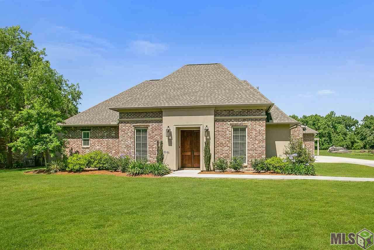 37071 White Rd - Photo 1