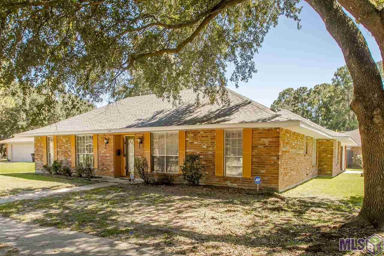 11008 Major Oak Dr - Photo 1