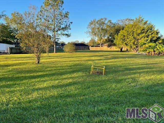 1013 Jason St - Photo 1