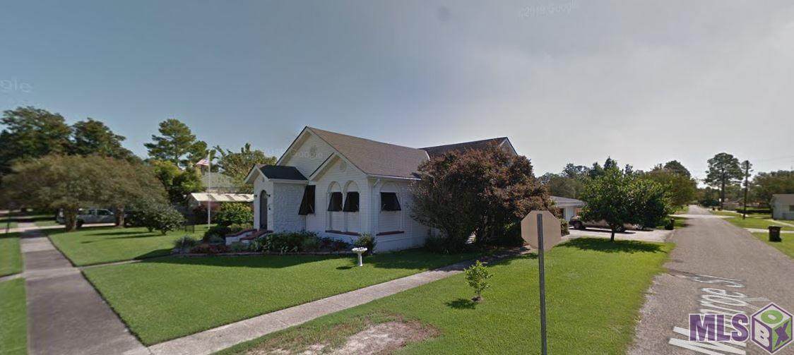 211 Church St - Photo 1