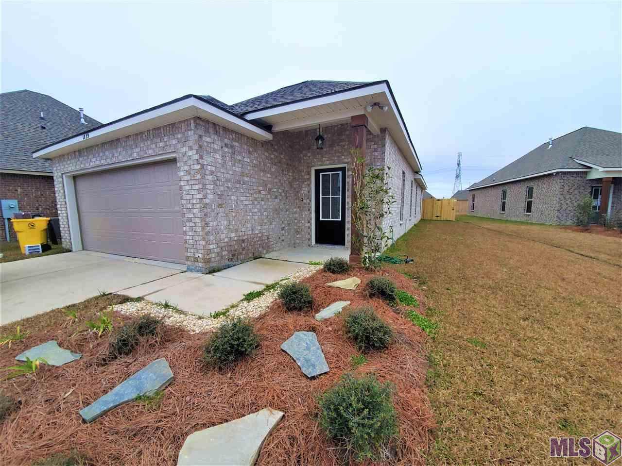 1839 Willow Bend Rd - Photo 1