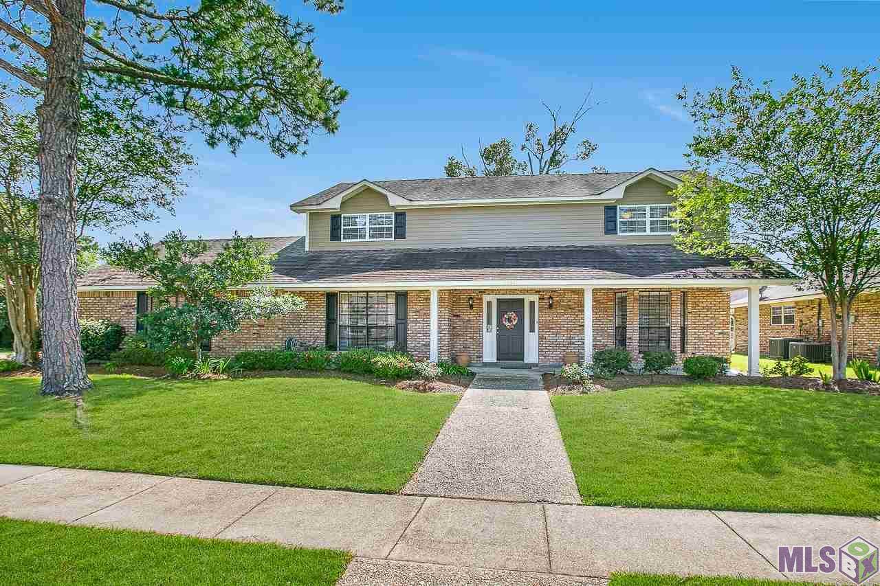 3054 Westerwood Dr - Photo 1