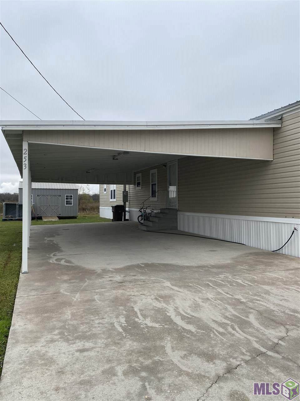 253 Evangeline Dr - Photo 1