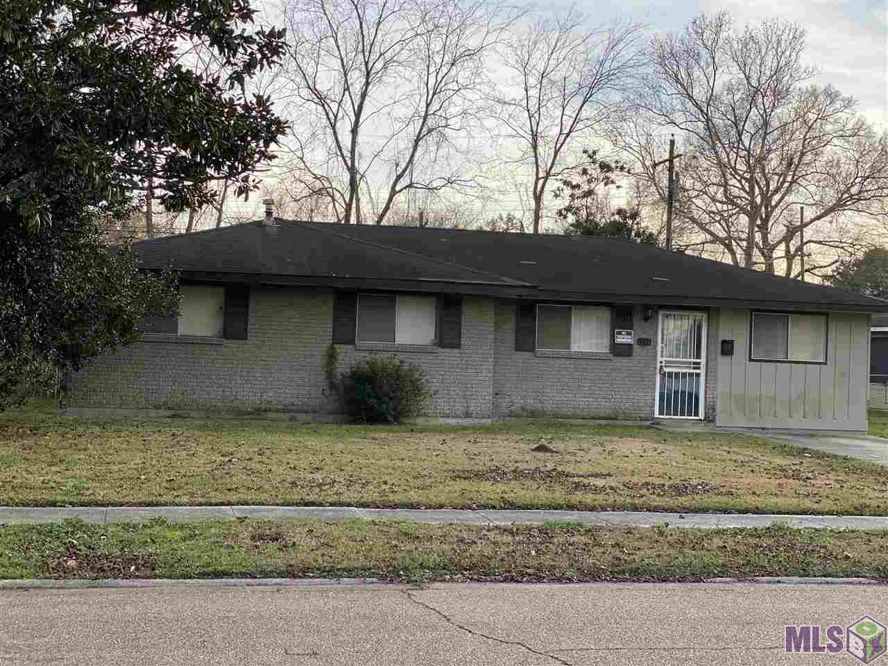 5734 Larchwood Dr - Photo 1