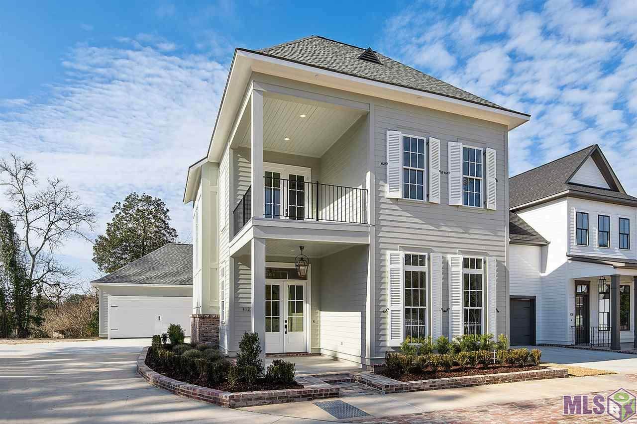 112 Burrow Rd - Photo 1