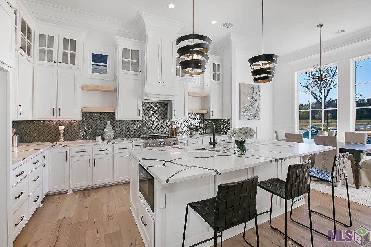 2970 Pointe-Marie Dr - Photo 1