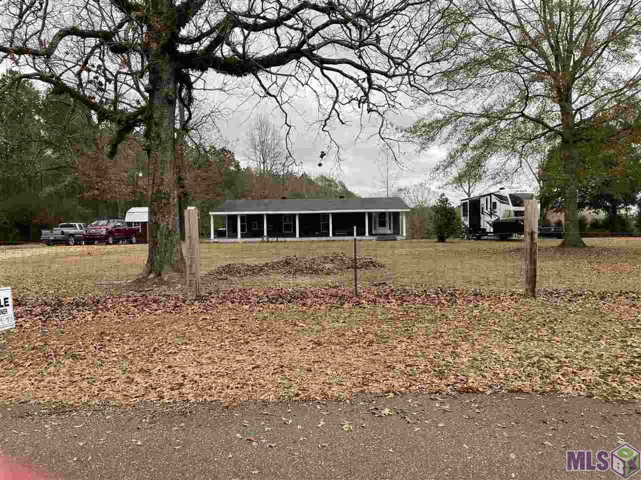 1574 Needham - Photo 1