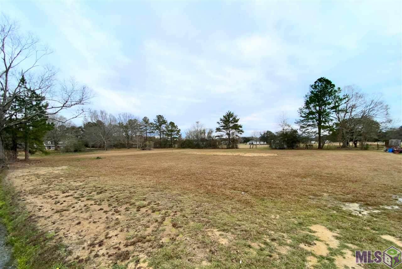 13882 Northeast St - Photo 1