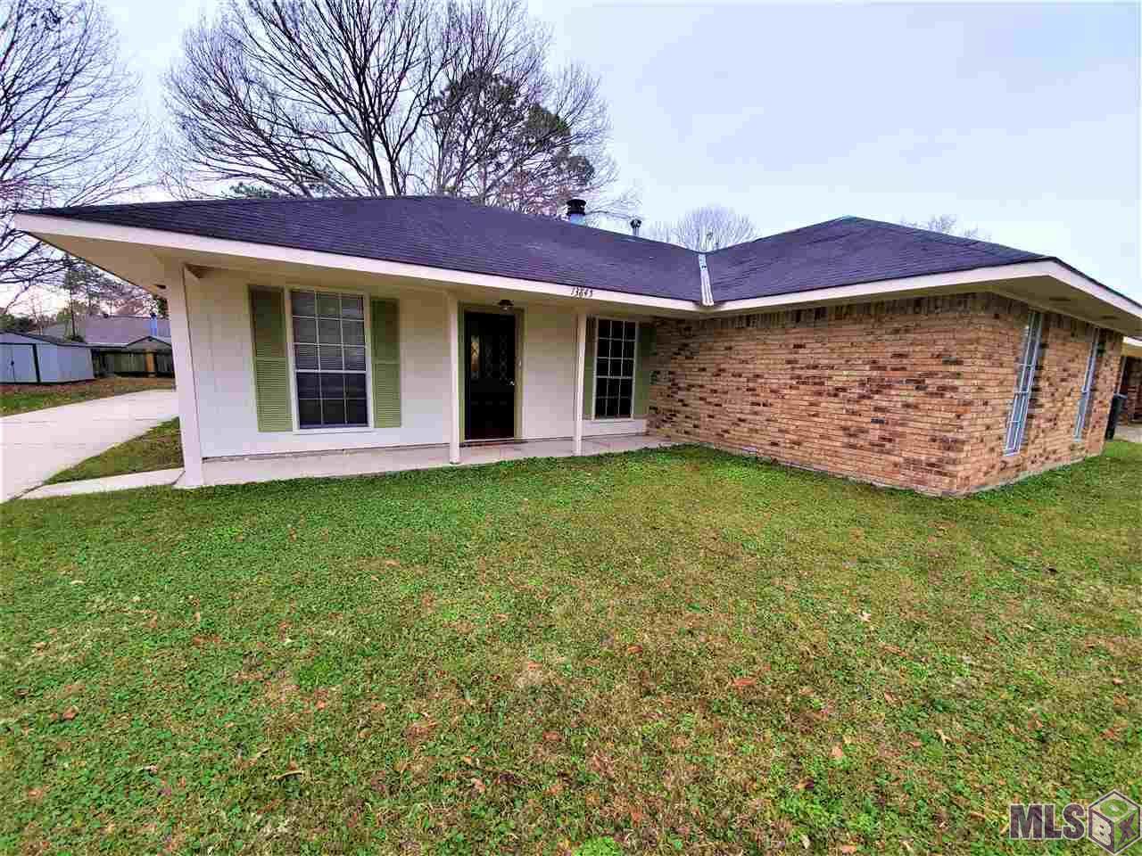13845 Heritage Oaks - Photo 1