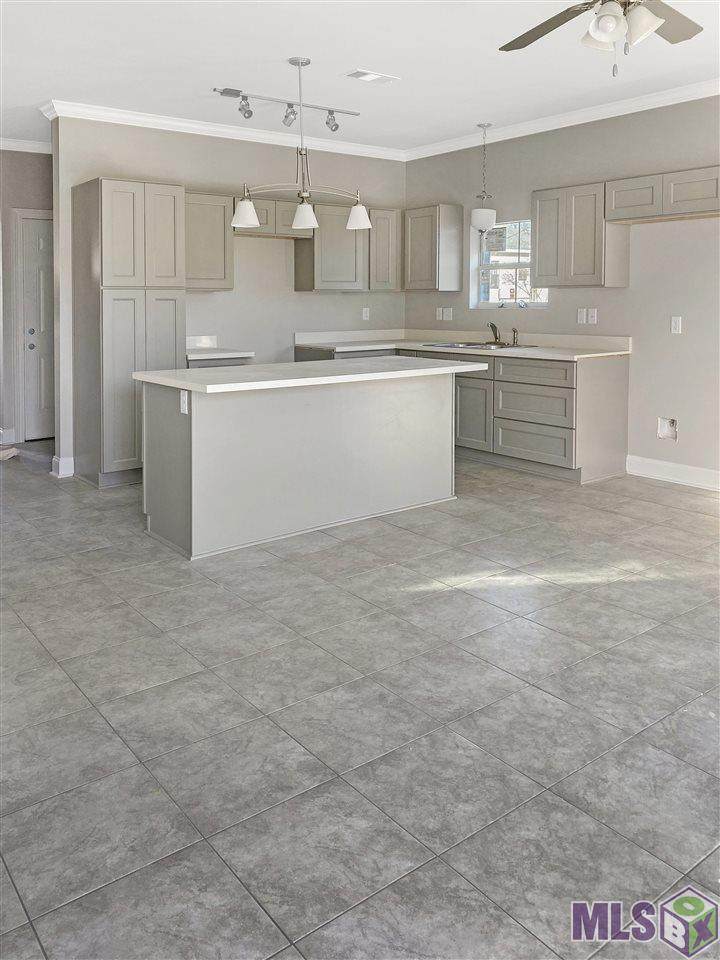 3171 North Blvd - Photo 1