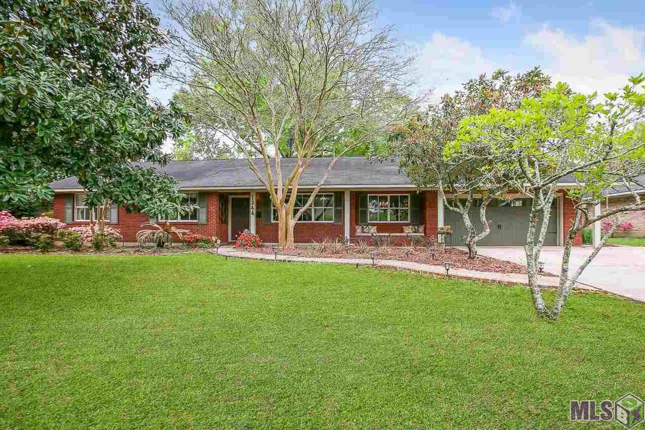 1344 Dahlia St - Photo 1