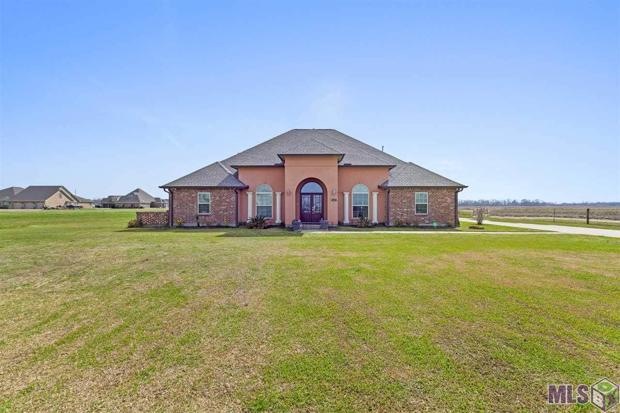 1224 Plumwood St - Photo 1