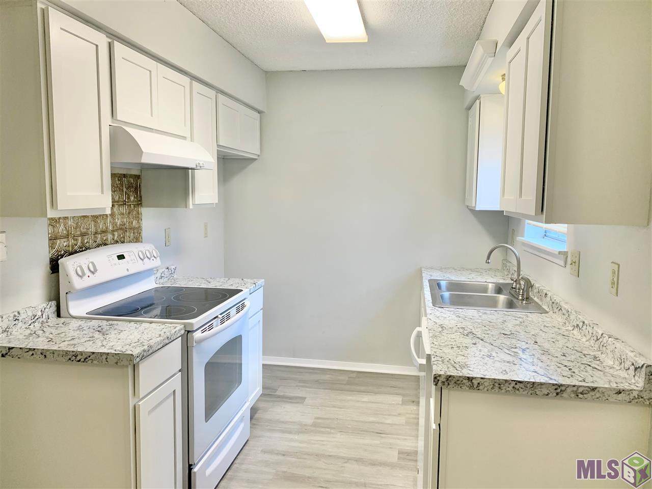 9855 Jefferson Hwy - Photo 1