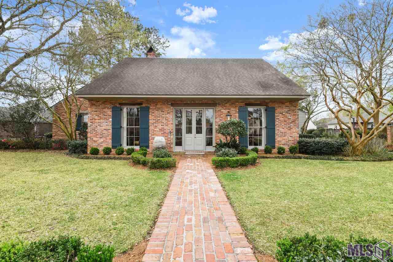 17507 Lakeway Ave - Photo 1